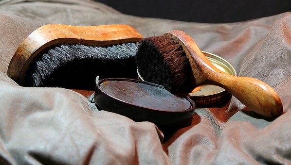 shoeshine-72477__340