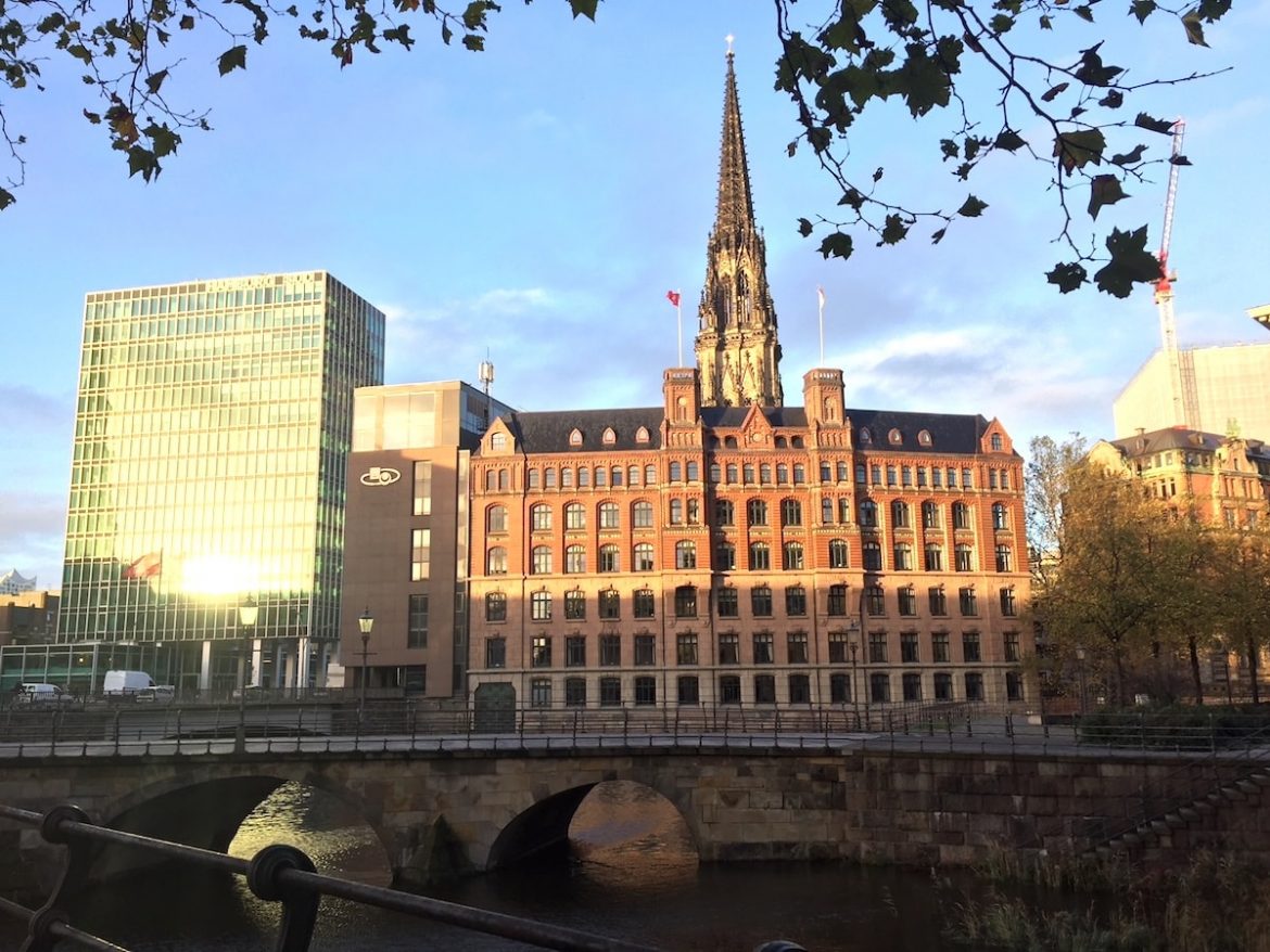11 Absolute ‘Must-Dos’ For An Affordable Family Trip In Hamburg