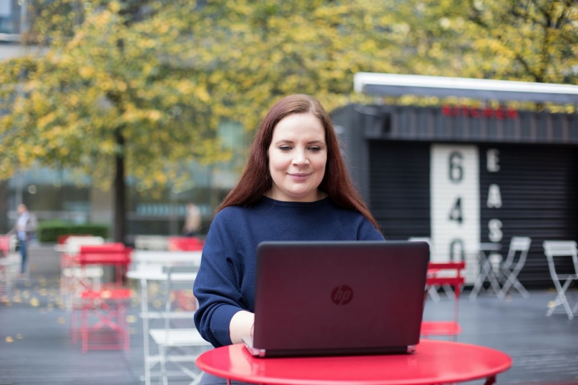 Dani Fairhurst From Flourishing Freelancer