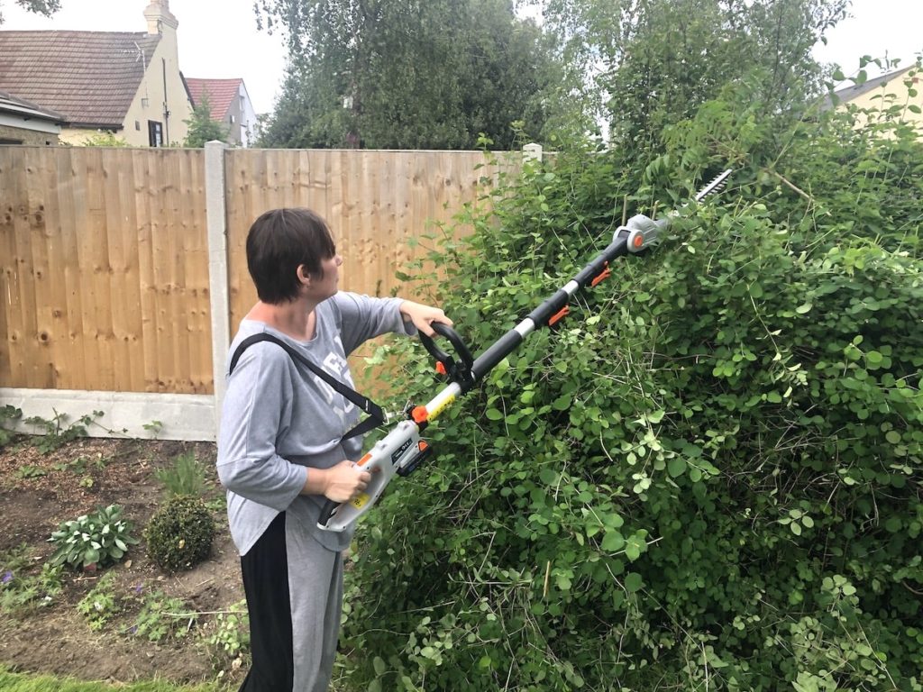 VonHaus Cordless Hedge Trimmer