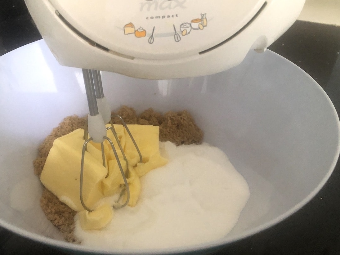 Mix the ingredients in Molly's Cookies
